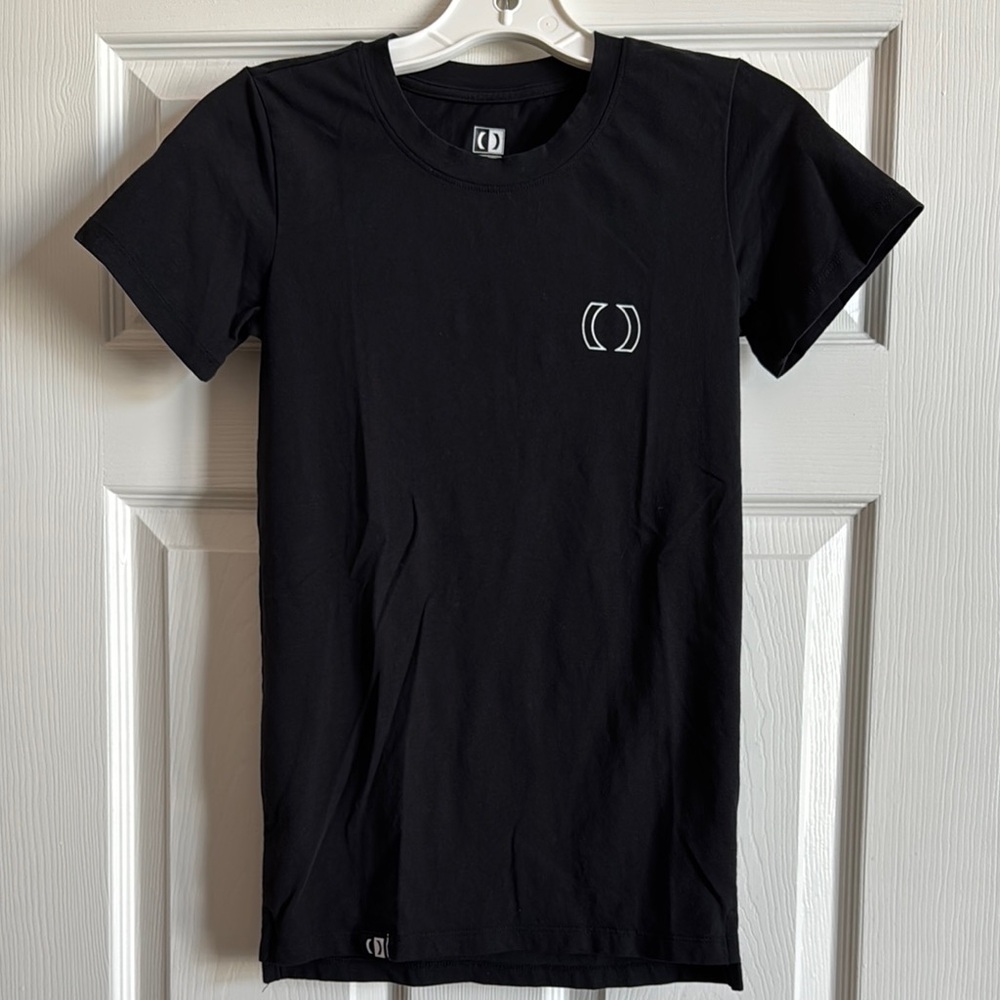 2 Women’s Black and Grey T-Shirts